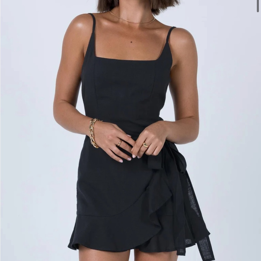 A black princess polly homecoming mini dress